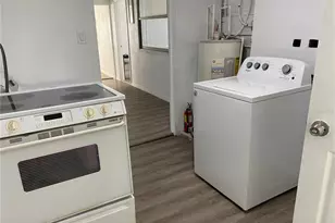 3950 45th Ave N, Saint Petersburg, FL 33714 - Photo 44