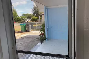 3950 45th Ave N, Saint Petersburg, FL 33714 - Photo 8