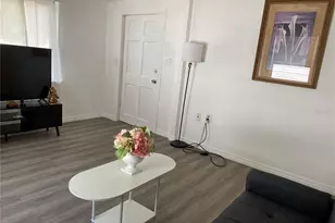 3950 45th Ave N, Saint Petersburg, FL 33714 - Photo 8