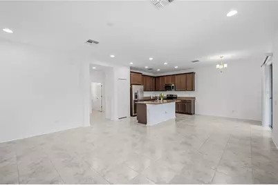 37820 Beacon Brick Drive, Zephyrhills, FL 33540 - Photo 8