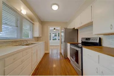 810 2nd Avenue NW, Largo, FL 33770 - Photo 18