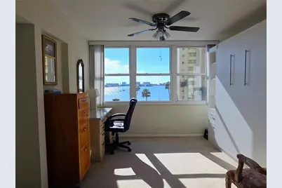 4550 Cove Circle #404, Saint Petersburg, FL 33708 - Photo 14