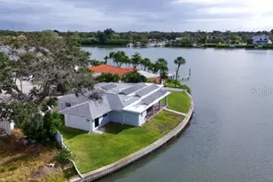 7800 4th Ave S, Saint Petersburg, FL 33707 - Photo 16