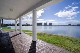 7800 4th Ave S, Saint Petersburg, FL 33707 - Photo 8