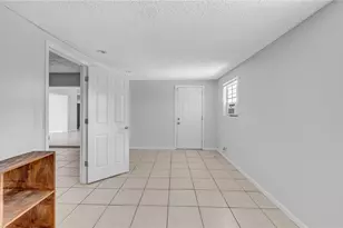 7515 17th Ln N, Saint Petersburg, FL 33702 - Photo 18