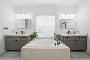 5435 Silver Sun Dr, Apollo Beach, FL 33572 - Photo 32