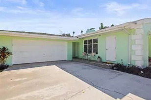 55 Valencia Dr, Dunedin, FL 34698 - Photo 46