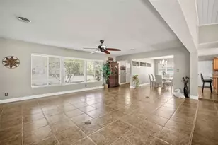 55 Valencia Dr, Dunedin, FL 34698 - Photo 18