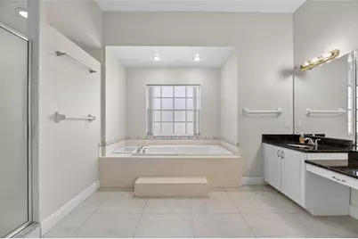 172 Lake Shore Drive W, Palm Harbor, FL 34684 - Photo 24