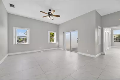 172 Lake Shore Drive W, Palm Harbor, FL 34684 - Photo 14