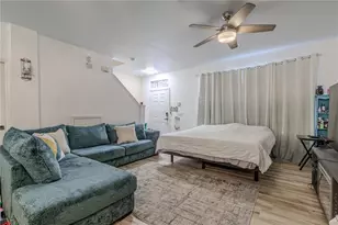 12245 Country White Cir, Tampa, FL 33635 - Photo 6
