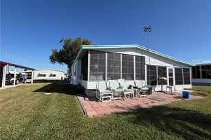 3207 Brewster Dr, Holiday, FL 34690 - Photo 4