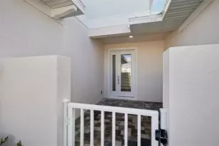 31902 Oyster Pier Ct, Wesley Chapel, FL 33545 - Photo 4