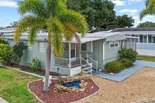 123 St Kitts Way, Apollo Beach, FL 33572 - Photo 2