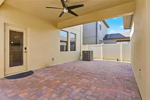 28642 Tranquil Lake Cir, Wesley Chapel, FL 33543 - Photo 36