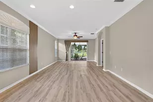 5717 Heronpark Pl, Lithia, FL 33547 - Photo 8