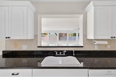 4300 50th Place S, Saint Petersburg, FL 33711 - Photo 2