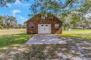 17515 Lakeshore Rd, Lutz, FL 33558 - Photo 48