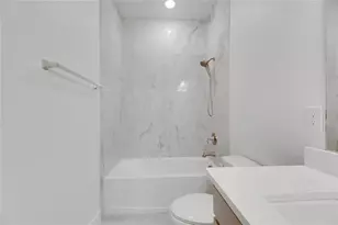 923 Signet Dr, Apollo Beach, FL 33572 - Photo 40