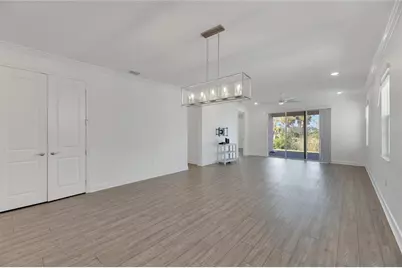 923 Signet Drive, Apollo Beach, FL 33572 - Photo 14
