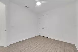 923 Signet Dr, Apollo Beach, FL 33572 - Photo 48