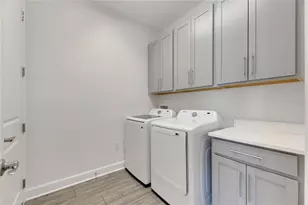 923 Signet Dr, Apollo Beach, FL 33572 - Photo 10