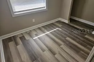 520 15th St N, Saint Petersburg, FL 33705 - Photo 10