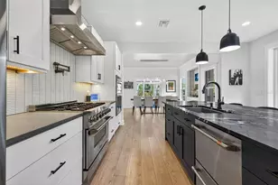 2822 Burlington Ave N, Saint Petersburg, FL 33713 - Photo 20