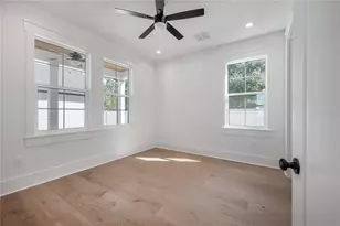 802 E Wilder Ave, Tampa, FL 33603 - Photo 22