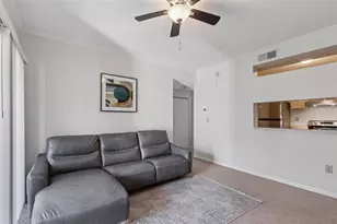 5616 Pinnacle Heights Cir, Tampa, FL 33624 - Photo 10