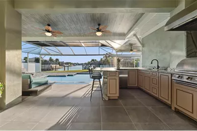 5603 Tybee Island Drive, Apollo Beach, FL 33572 - Photo 8