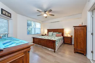 960 Starkey Rd, Largo, FL 33771 - Photo 14