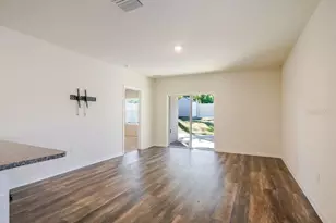 10945 Trailing Vine Dr, Tampa, FL 33610 - Photo 4