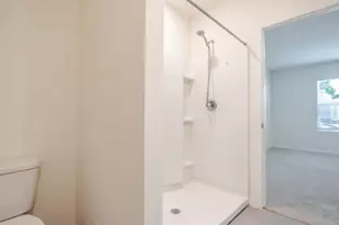10945 Trailing Vine Dr, Tampa, FL 33610 - Photo 26