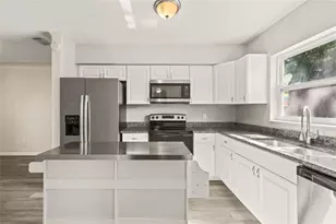 4350 1st Ave S, Saint Petersburg, FL 33711 - Photo 12