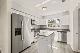 4350 1st Ave S, Saint Petersburg, FL 33711 - Photo 10