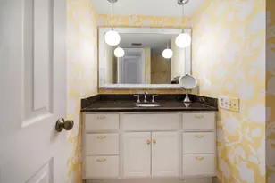 131 Bluff View Dr, Belleair Bluffs, FL 33770 - Photo 22