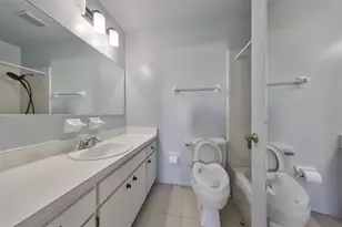 1902 Dandridge St, Sun City Center, FL 33573 - Photo 16