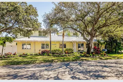 525 8th Street W, Bradenton, FL 34205 - Photo 14