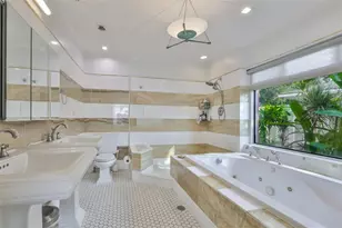 2158 Blossom Way S, Saint Petersburg, FL 33712 - Photo 34