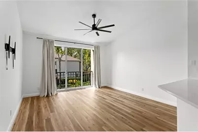 604 Arbor Lake Lane, Tampa, FL 33602 - Photo 8