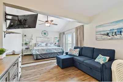 315 Medallion Boulevard #E, Madeira Beach, FL 33708 - Photo 44