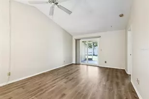 10780 43rd St N, Clearwater, FL 33762 - Photo 8