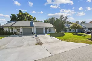 249 Granite Dr, Lakeland, FL 33809 - Photo 4