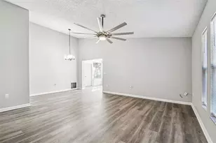 249 Granite Dr, Lakeland, FL 33809 - Photo 6