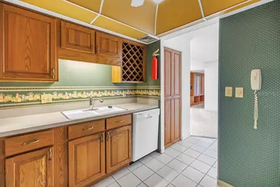 1 Key Capri #209E, Treasure Island, FL 33706 - Photo 16