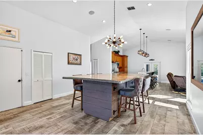 5282 White Sand Circle NE, Saint Petersburg, FL 33703 - Photo 6