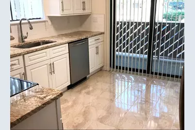 510 Mistletoe Court #D, Safety Harbor, FL 34695 - Photo 6