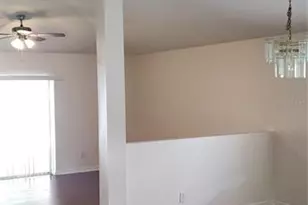 210 Chardonnay Pl, Valrico, FL 33594 - Photo 8