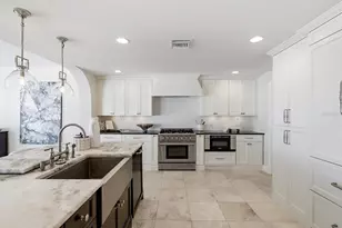 643 Harbor Is, Clearwater Beach, FL 33767 - Photo 22